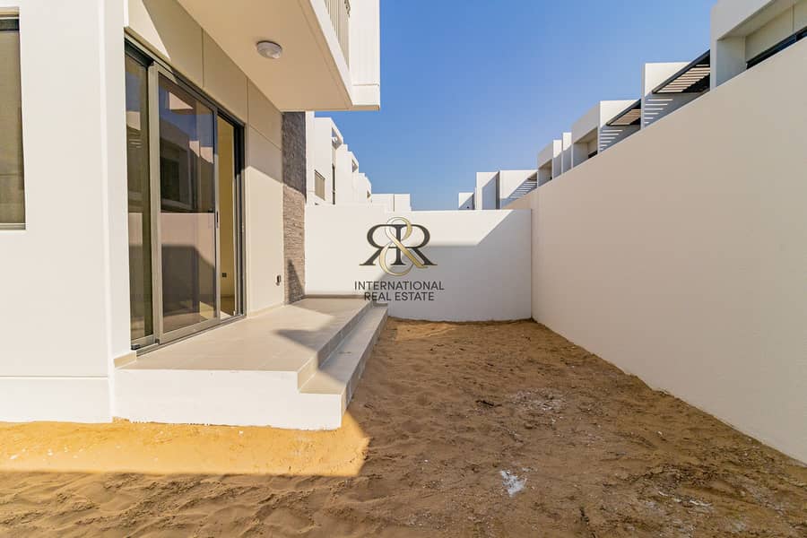13 Brand New Spacious 3 Bedrooms with Balcony | Well Maintained