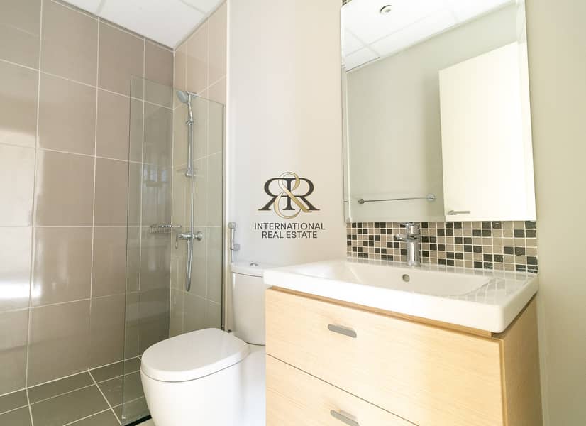 16 Brand New Spacious 3 Bedrooms with Balcony | Well Maintained