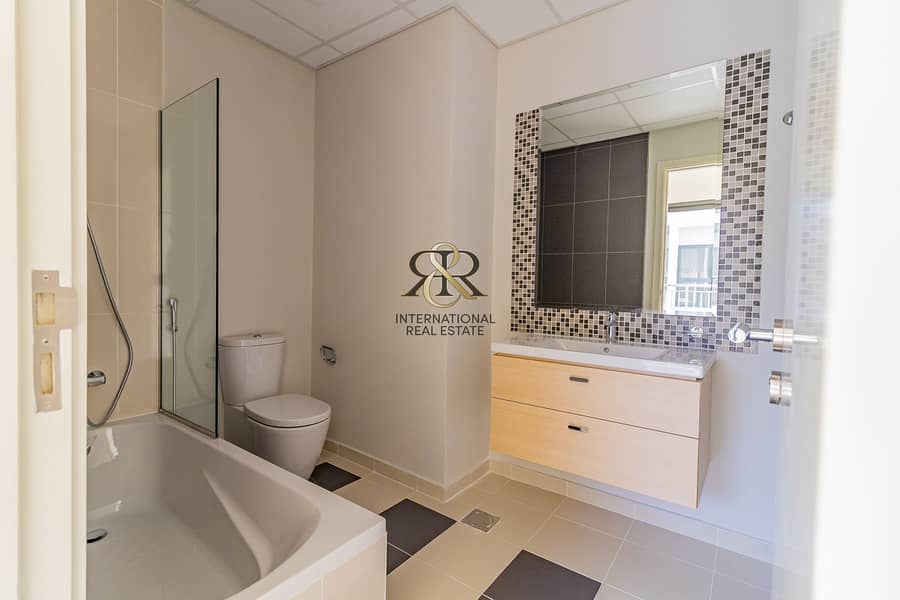 17 Brand New Spacious 3 Bedrooms with Balcony | Well Maintained