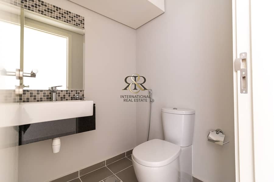 18 Brand New Spacious 3 Bedrooms with Balcony | Well Maintained