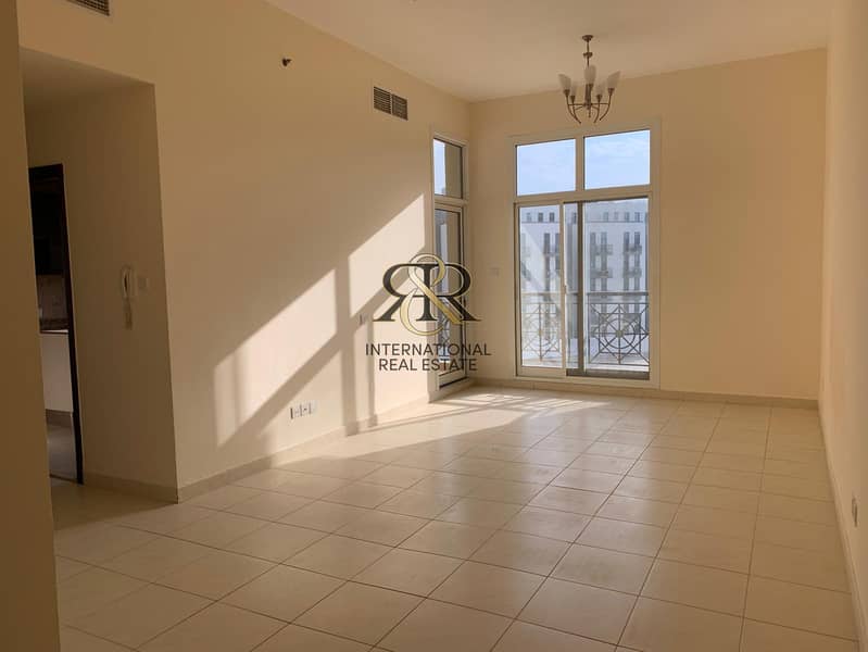 Vacant Unit and Spacious 2 Bedrooms with balcony