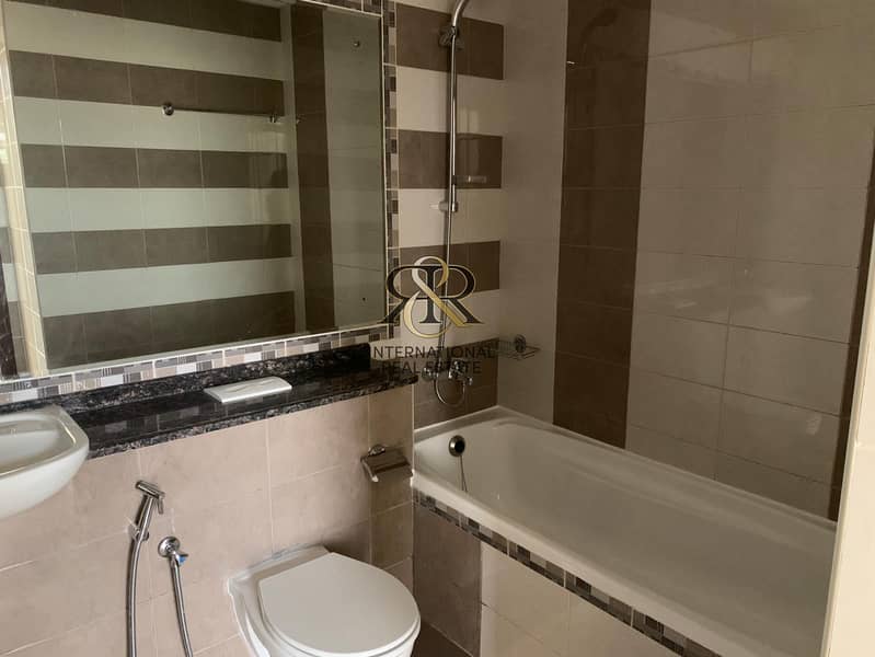 15 Vacant Unit and Spacious 2 Bedrooms with balcony