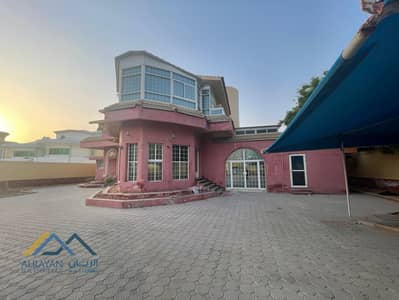 Villa for rent in Al Hamidiya on Khalifa Street Very large area 13 ...