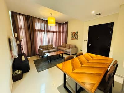 {SINGLE ROW}{BRAND NEW}{FULLY FURNISHED}3 BEDROOM TOWNHOUSE AVAILABLE FOR RENT