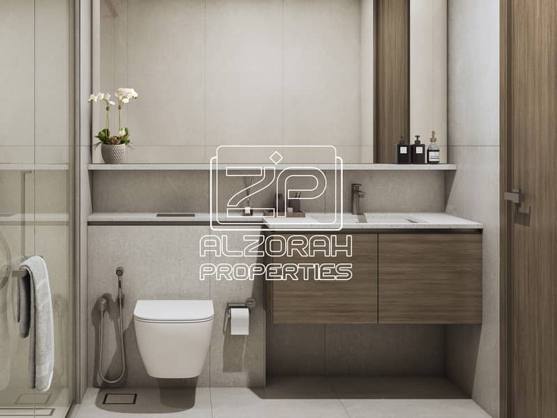 9 Bathroom. jpg