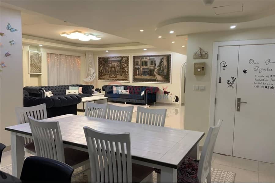 Luxurious Waterfront Apartment - Well Furnished Luxurious Waterfront Apartment - Well Furnished