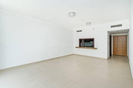 1 Bedroom Flat for Rent in Downtown Dubai, Dubai - Podium Level | Large Layout | Vacant