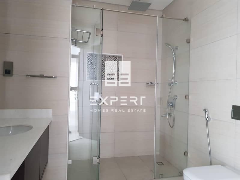 16 Bright And beautiful 3BR+lounge Apt for sale