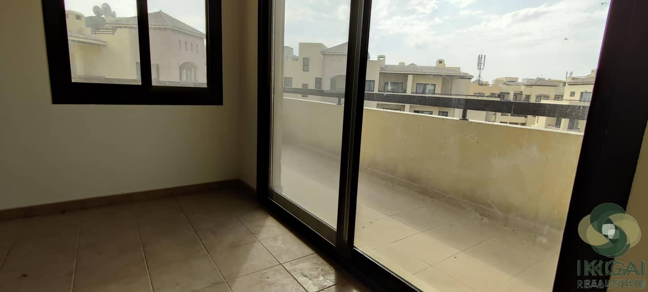 3 One Month Free | Large Balcony | No Commission