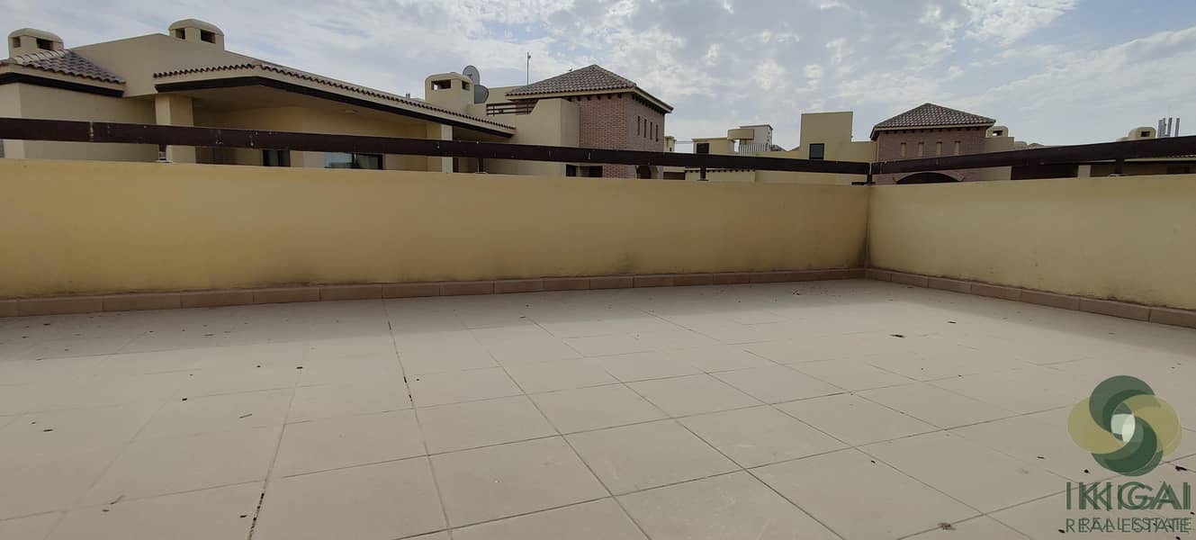 12 One Month Free | Large Balcony | No Commission