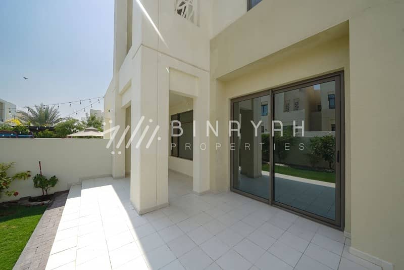 Exclusive | Type G 4 Bed+M | Walk to pool and park