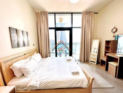 FULLY FURNISHED | UPGRADED UNIT | NEAR METRO | POOL VIEW