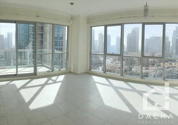 BRIGHT AND SPACIOUS! 2BED BLVD VIEW AC FREE