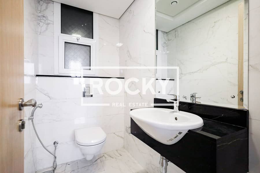 9 Sky views - Apartment (6 of 17). jpg
