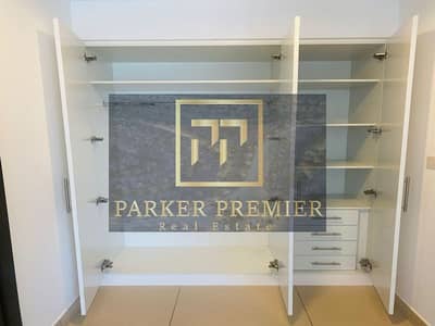 pool & marina | Stunning Unit | Prime Location
