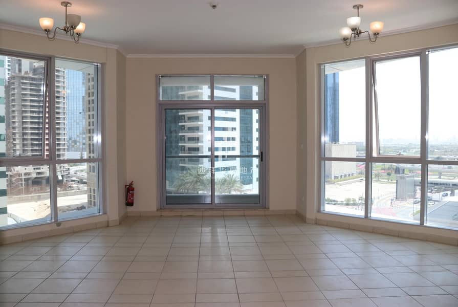 Partial Sea View | Bright 2BR | with Balcony