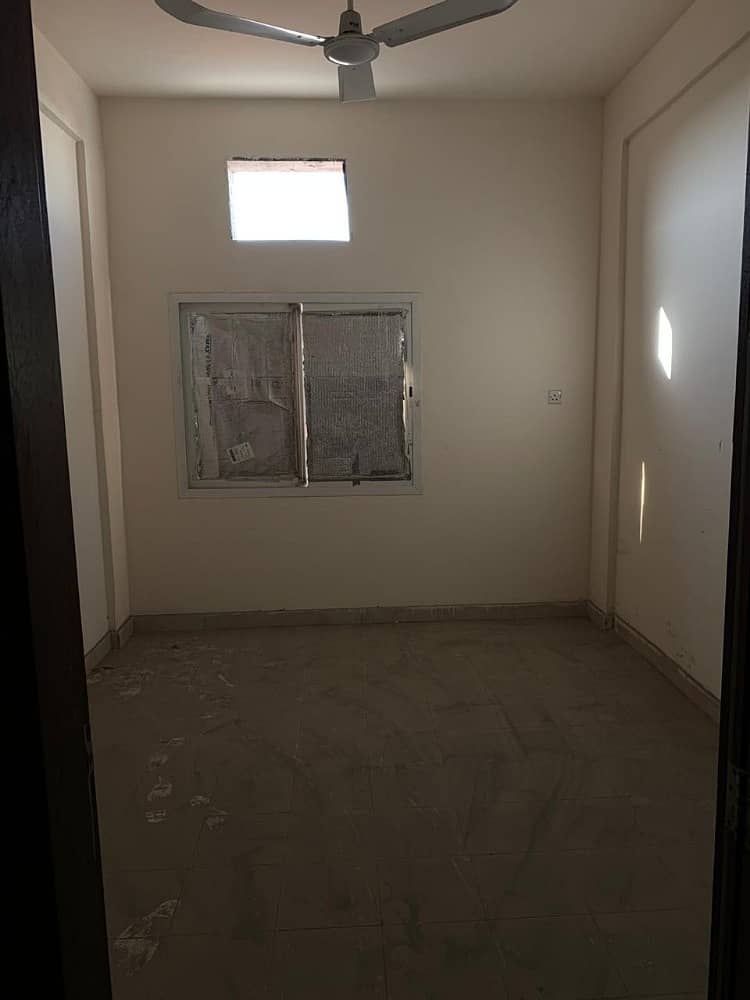 @1600/Room Labor Camp Labor Rooms available for RENT in al Jurf Ajman.