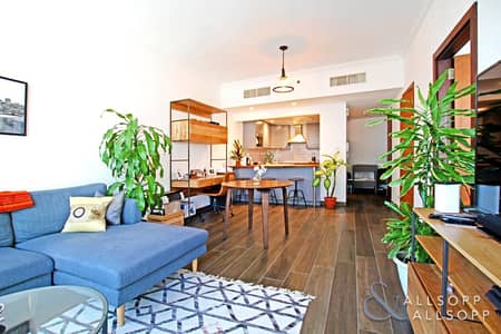 Upgraded | Marina View | Owner Occupied Upgraded | Marina View | Owner Occupied