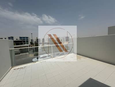 GENUINE RESALE - RENTED unit - VASTU  - 2Bed Plus Laundry -  R2M11 - FURNISHED - NOTICE ISSUED