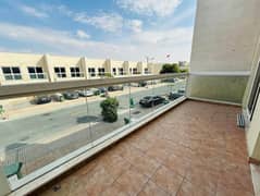 فیلا في قرية ورسان A،قرية ورسان،المدينة العالمية 3 غرف 110000 درهم - 9519257