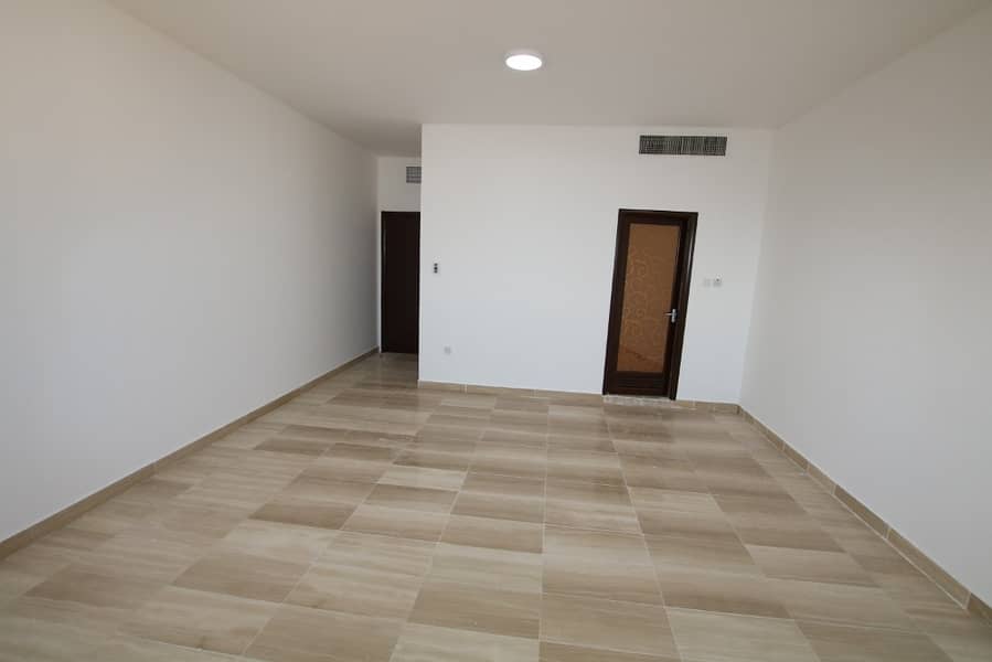 شقة في برج التغرید،شارع المطار 35000 درهم - 4033974