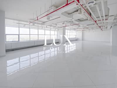 Office for Rent in Jumeirah Lake Towers (JLT), Dubai - Newly Fitted | Bright office | Vacant