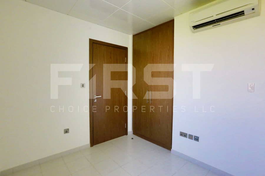 11 Internal Photo of 4 Bedroom Villa in West Yas Yas Island (6). jpg