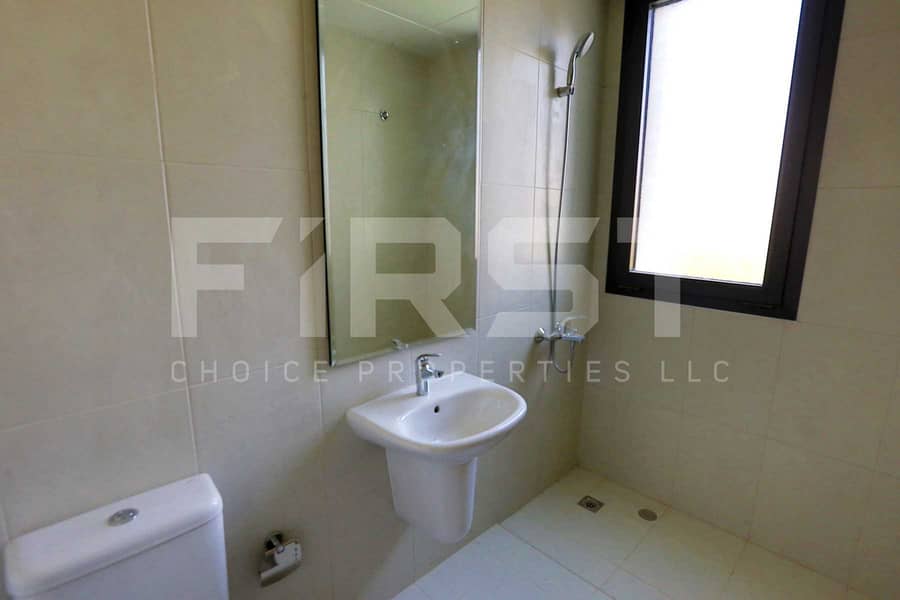 21 Internal Photo of 4 Bedroom Villa in West Yas Yas Island (7). jpg