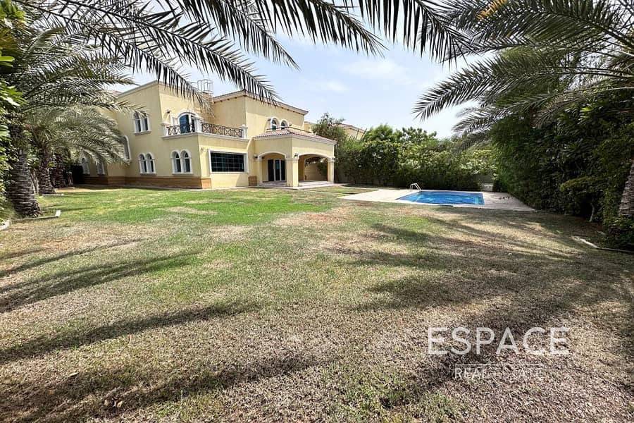 Available Now | Corner Villa | Good Location - Image 20