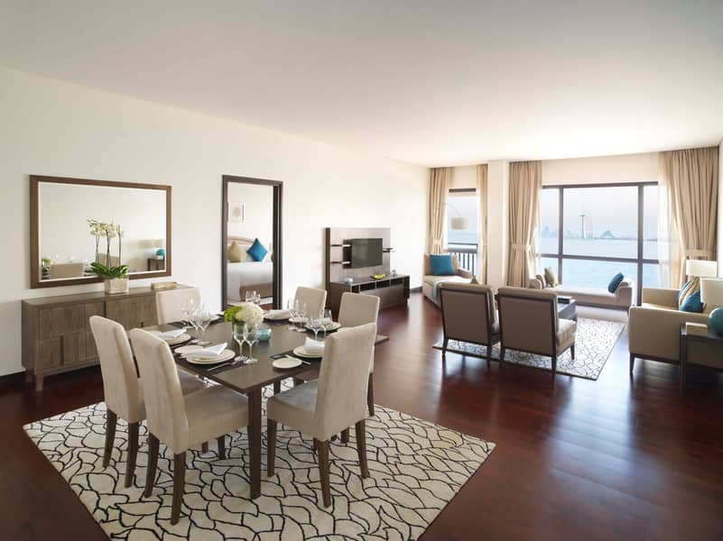 3 Anantara_The_Palm_Dubai_Resort_Guest_Room_One_Bedroom_Apartment_Living_and_Dining_Area[21652]. jpg