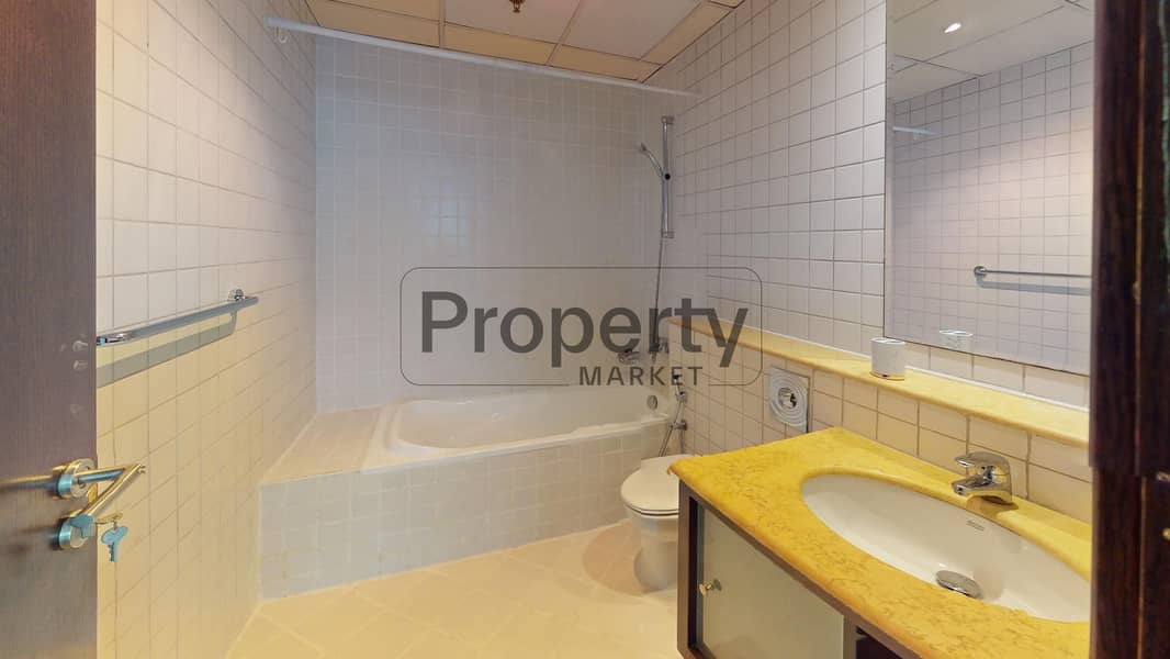 13 Dubai-Marina-Marina-Quays-West-1BR-Unfurnished-Bathroom. jpg
