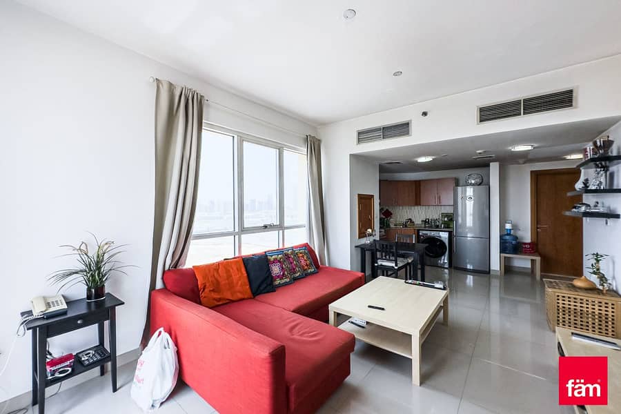 Full Skyline View | With Balcony | High Floor Full Skyline View | With Balcony | High Floor