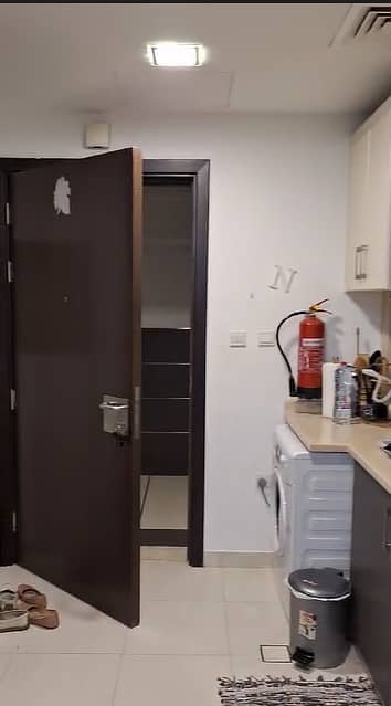 9 studio silicon  heights 2  (5). png