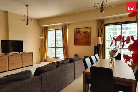 Prime Marina Views - Secure This Apartment Today!