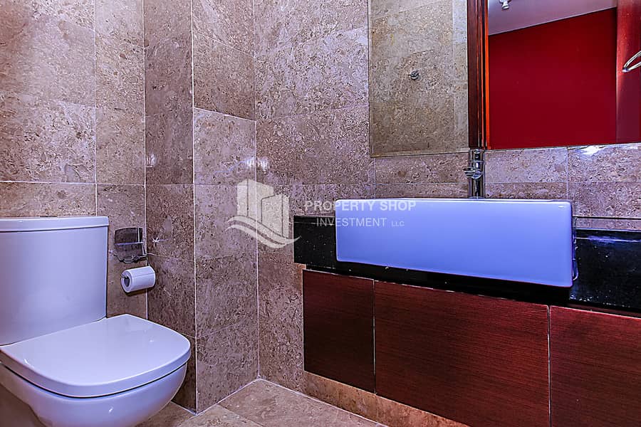 11 3-bedroom-apartment-al-reem-island-marina-square-mrina-heights-1-powder-room. JPG