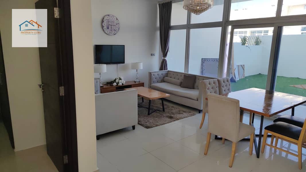 Single ROW-4Br-Furnished-Open Kitchen-landscaped garden Single ROW-4Br-Furnished-Open Kitchen-landscaped garden