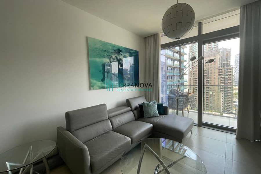 3 Livingroom2. jpg