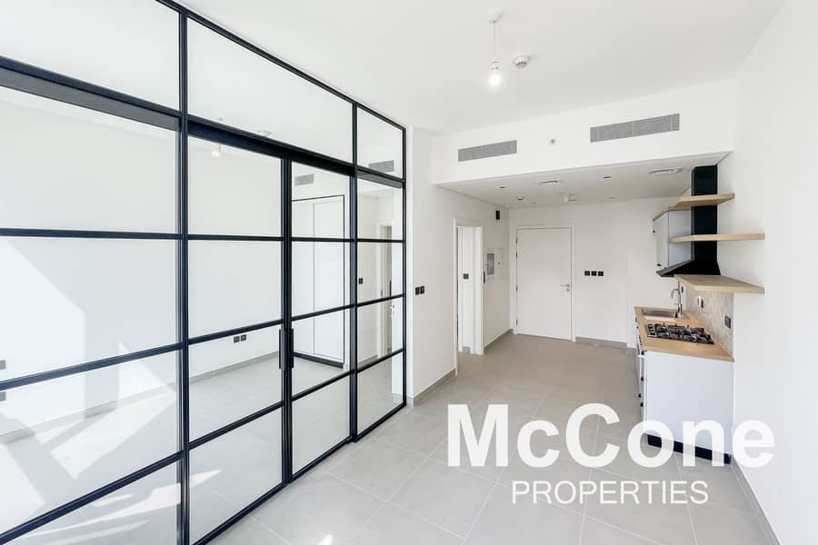 High Floor | Spacious Balcony | 12 Cheques