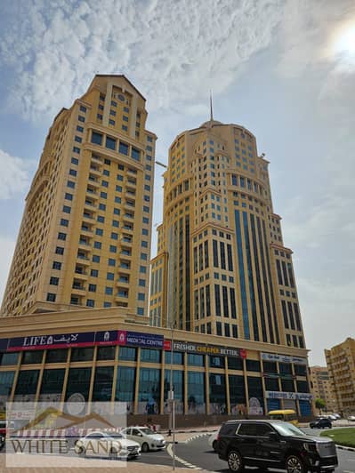 PALACE  TOWERS   I   READY  TO  MOVE    I    CHILLER  FREE