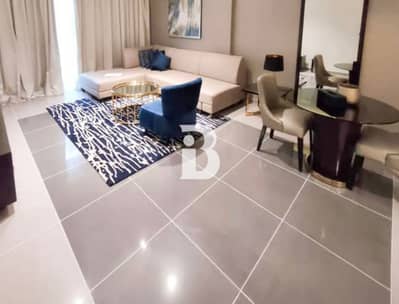 FULLY FURNISHED I VACANT I HUGE BALCONY