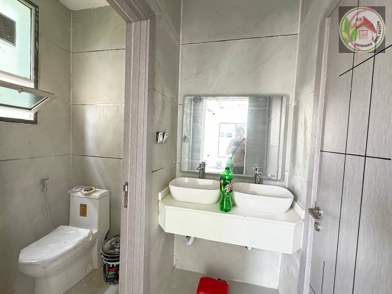 18 bfb3a0ba-5cb4-4928-9704-86d8dfe4ccfe. jpg