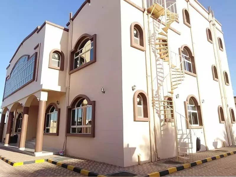 Вилла в Аль Хабиси, 24 спален, 280000 AED - 4035013