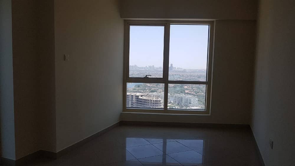 NICE 2 BEDROOMS WITH LAKE VIEW