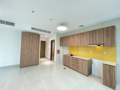 Modern luxury studio apartment with all amenities near to metro