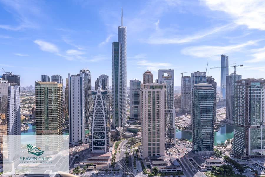 Luxe Four Bed Apartment - Free Parking, Gym and Pool - All Bills Included