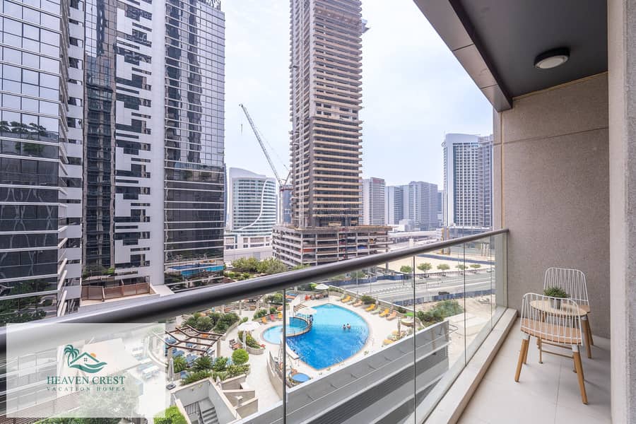 Prime Location & Luxe Design | Bills Included | Fully Furnished Pool, Parking, Gym - Image 6