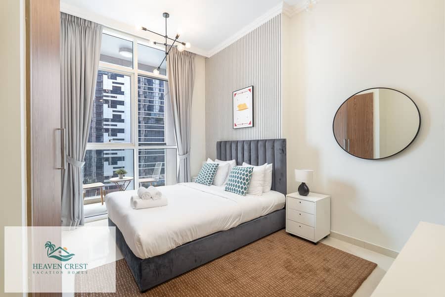 Prime Location & Luxe Design | Bills Included | Fully Furnished Pool, Parking, Gym - Image 7