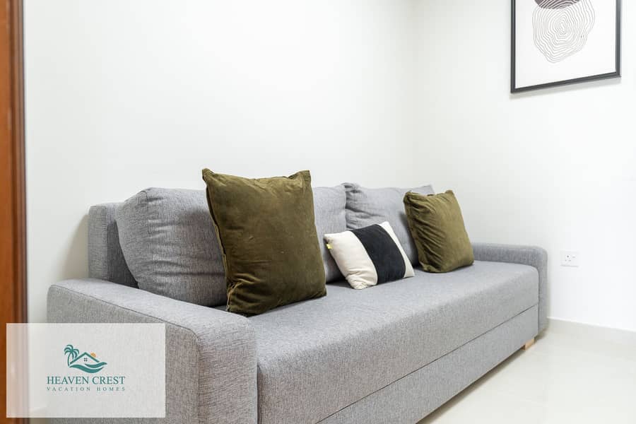 Ultra Luxury 2 bed Apartment- Free Parking, Gym and Pool - All Bills included - Image 6