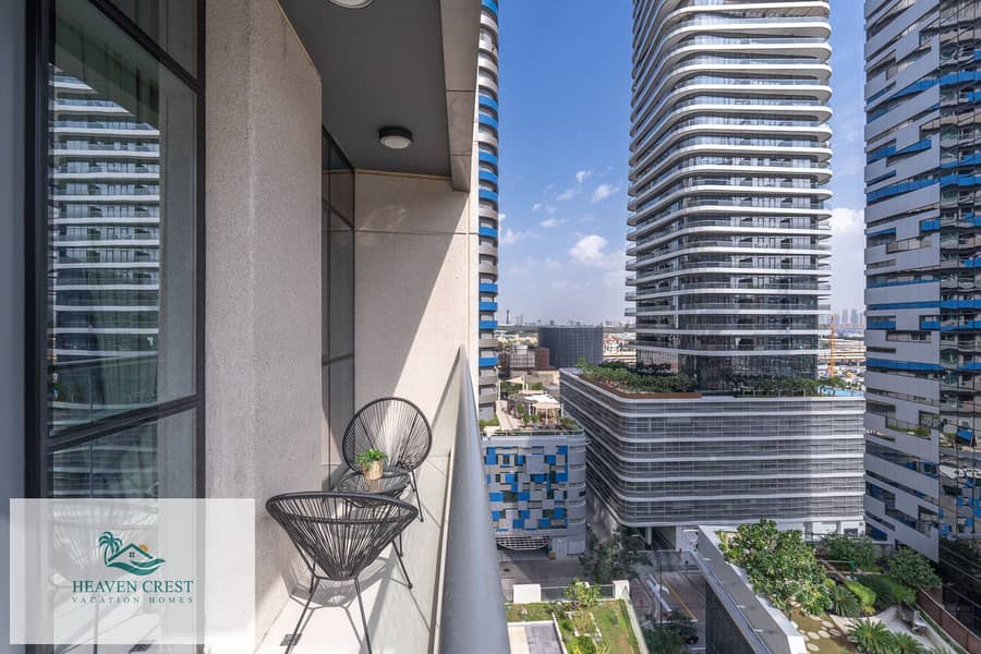 Ultra Luxury 2 bed Apartment- Free Parking, Gym and Pool - All Bills included - Image 7