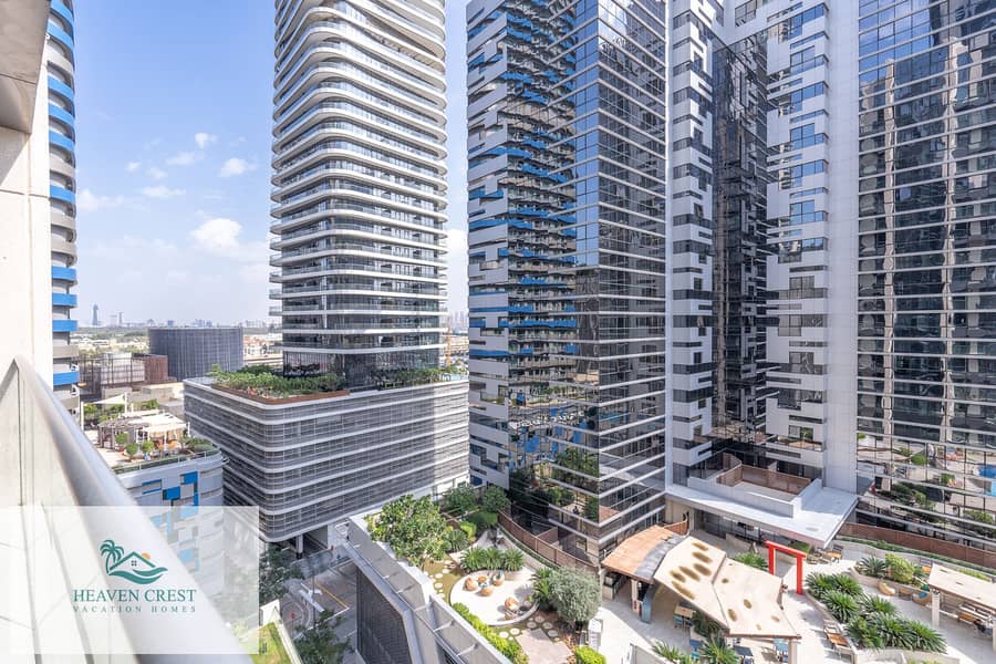 Ultra Luxury 2 bed Apartment- Free Parking, Gym and Pool - All Bills included - Image 15